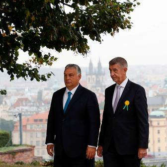 Viktor Orbán a Andrej Babiš v září 2021 v Praze.