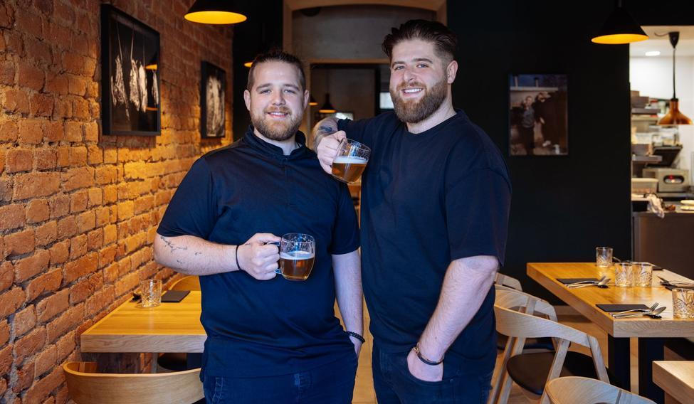 Restaurace Kamin, Marek a Jan Macháčovi