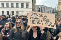 Sobotní demonstrace na Náměstí republiky
