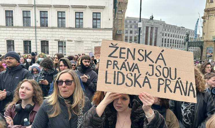 Sobotní demonstrace na Náměstí republiky