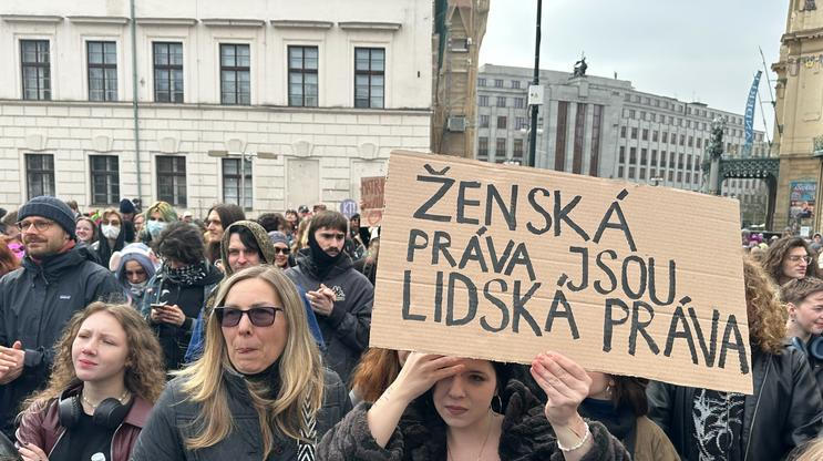 Sobotní demonstrace na Náměstí republiky