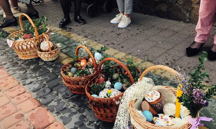 Easter,Baskets,With,Stylish,Painted,Eggs,,Easter,Cake,,Ham,beets,,Butter,