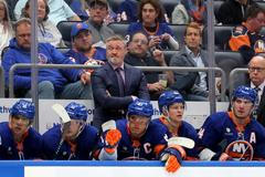 NHL: Pittsburgh Penguins at New York Islanders
