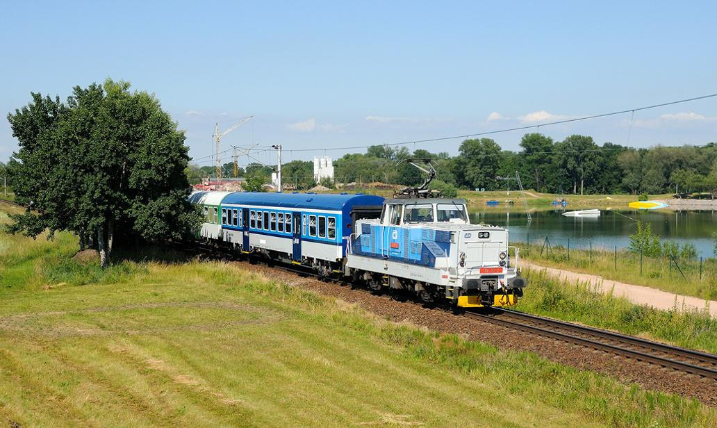 Posunovací lokomotiva Žehlička