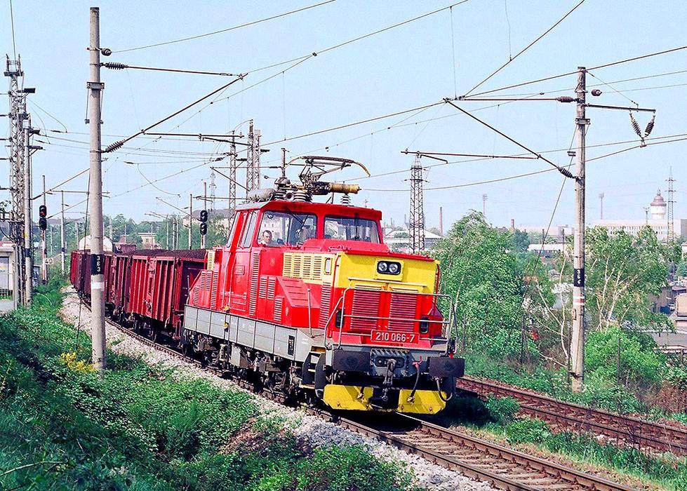 Posunovací lokomotiva Žehlička