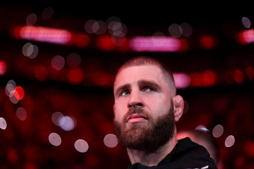 Procházkovy naděje na titul v UFC utnul knockout, souboji přihlížel i Trump