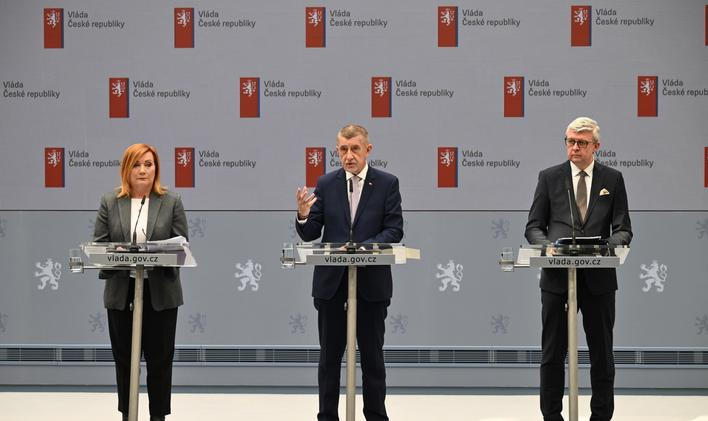 Alena Schillerová, ministryně financí, politička, Andrej Babiš, premiér, Karel Havlíček, vicepremiér, ministr průmyslu a obchodu, politik