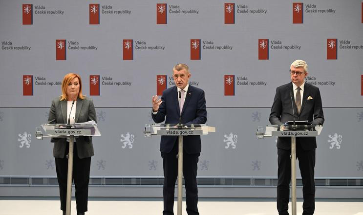 Alena Schillerová, ministryně financí, politička, Andrej Babiš, premiér, Karel Havlíček, vicepremiér, ministr průmyslu a obchodu, politik