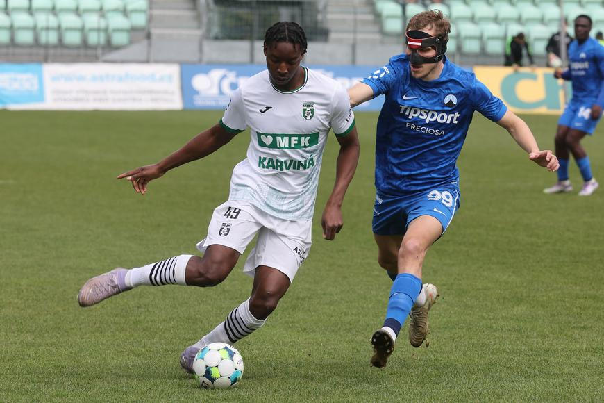 Liberci rychlý gól nestačil, v deseti z Karviné utrpěl porážku