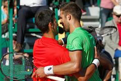 Novak Djokovič a Jiří Veselý