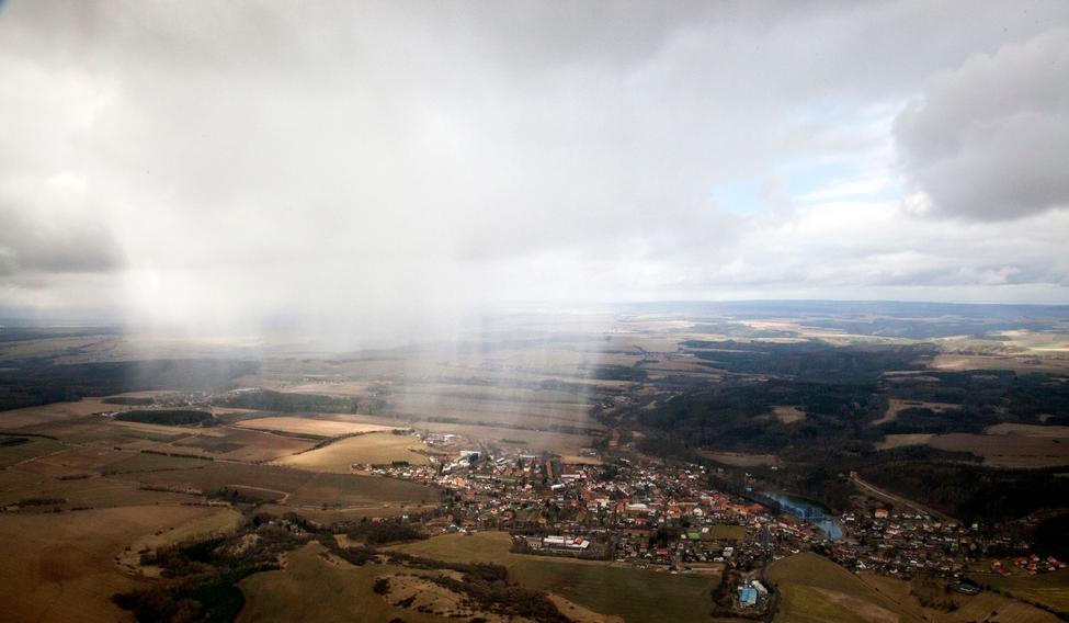 přeháňka, počasí, mraky, předpověď, jaro léto podzim zima, mračno, zataženo, občasné přeháňky