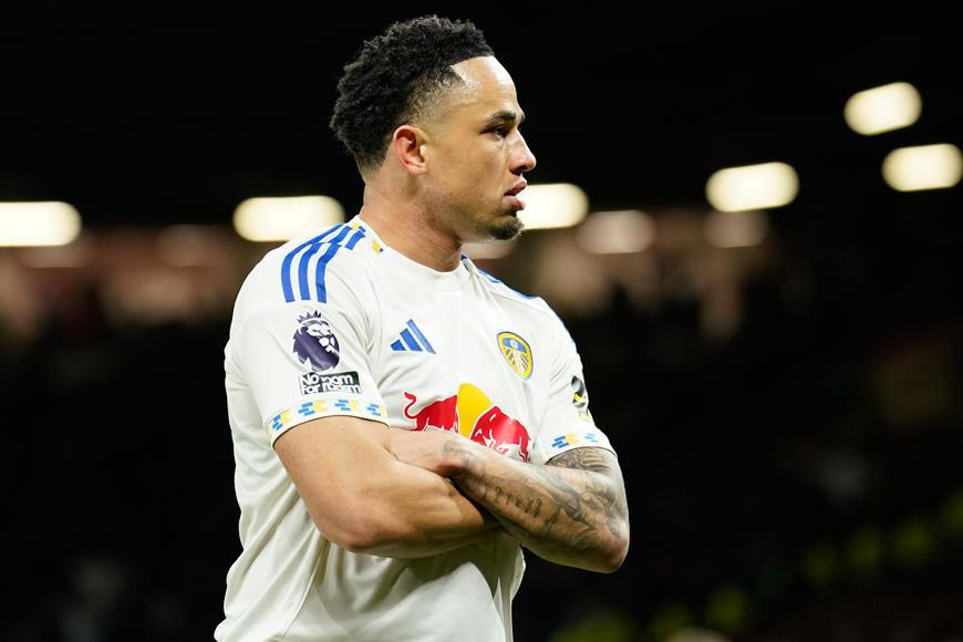 Leeds bojující o záchranu šokoval Old Trafford. Senzaci zařídil Okafor