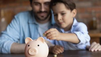 spoření, finanční gramotnost, kapesné, úspory, ilustrační