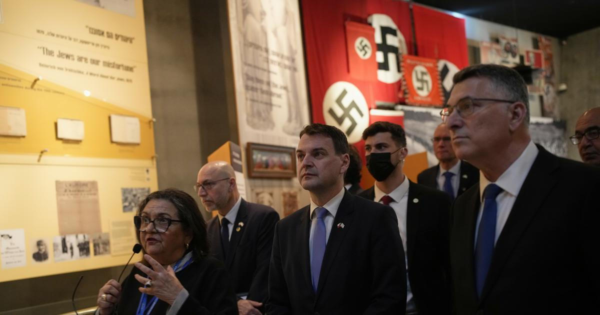 Macinka navštívil Izrael a uctil památku obětí holokaustu