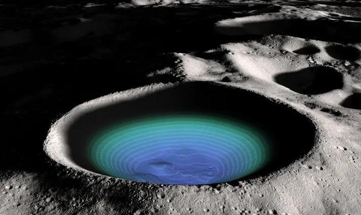 Nová studie naznačuje, kde by mohlo být ledu nejvíce a jak se na Měsíci pravděpodobně hromadil.