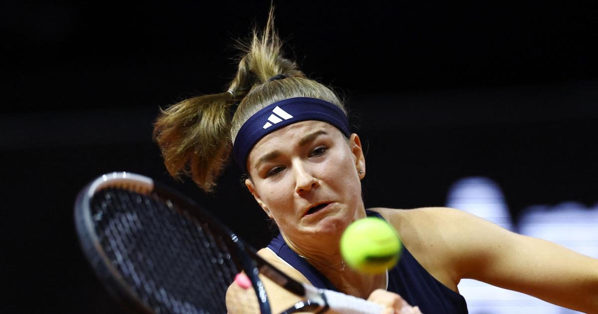 Muchová ve Stuttgartu na úvod zdolala outsiderku, uspěla i Šalková v Rouen