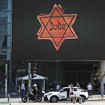 Sirény, ticho a silná slova: Macinka v Izraeli během Dne holokaustu