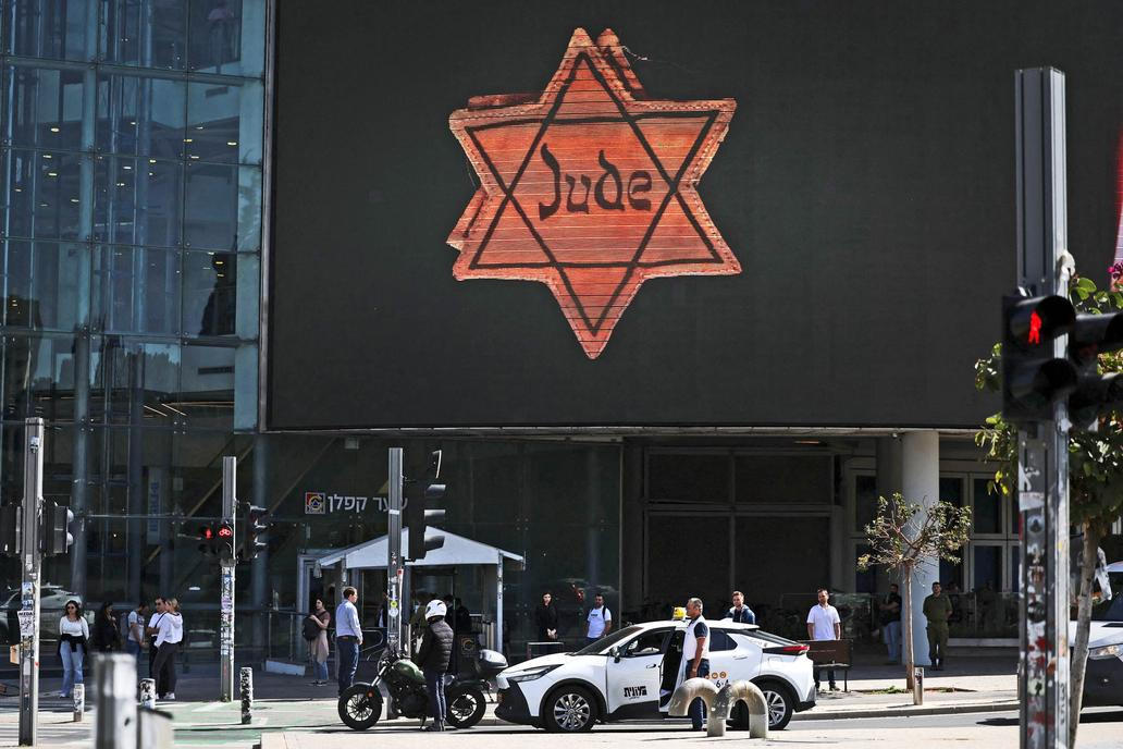 Sirény, ticho a silná slova: Macinka v Izraeli během Dne holokaustu