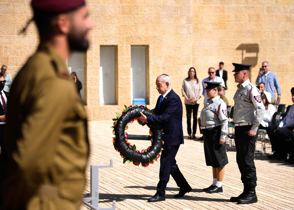 Sirény, ticho a silná slova: Macinka v Izraeli během Dne holokaustu