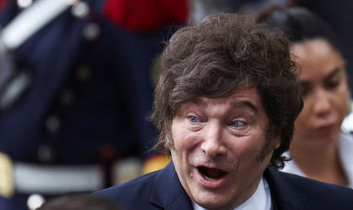 Argentina honours "Malvinas' War" victims