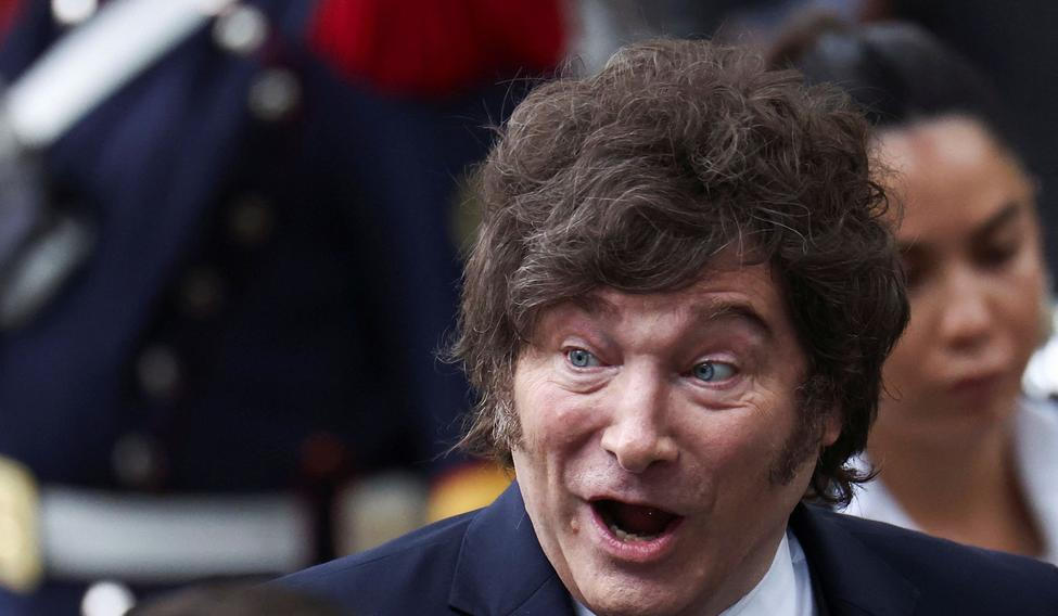 Argentina honours "Malvinas' War" victims