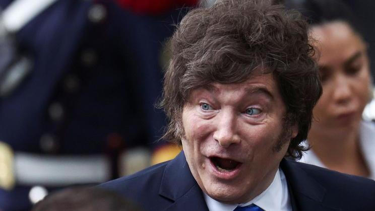 Argentina honours "Malvinas' War" victims