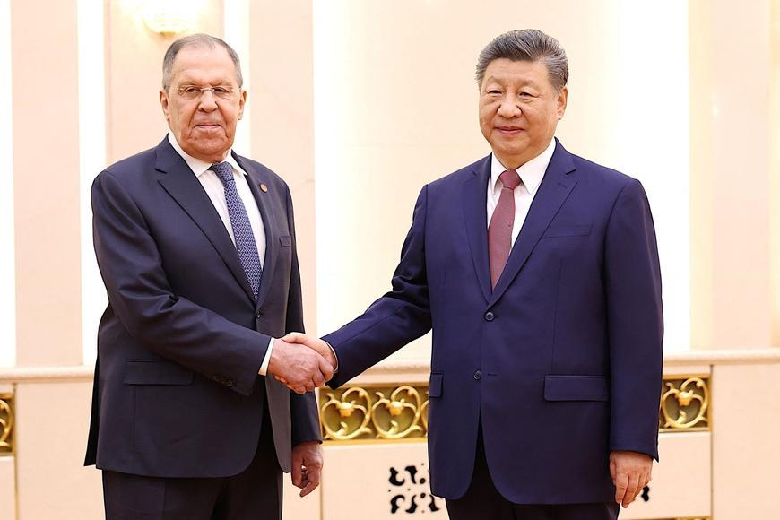 Lavrov jednal se Si Ťin-pchingem, chystá se návštěva Putina