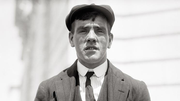 Frederick Fleet sloužil na Titaniku a jeho potopení přežil.