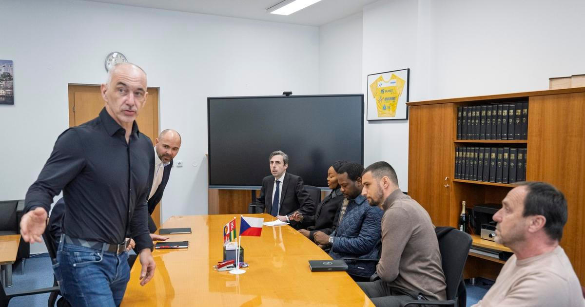 Krize v Budějovicích. Nigerijská majitelka prodej odmítá, klub přijde o stadion