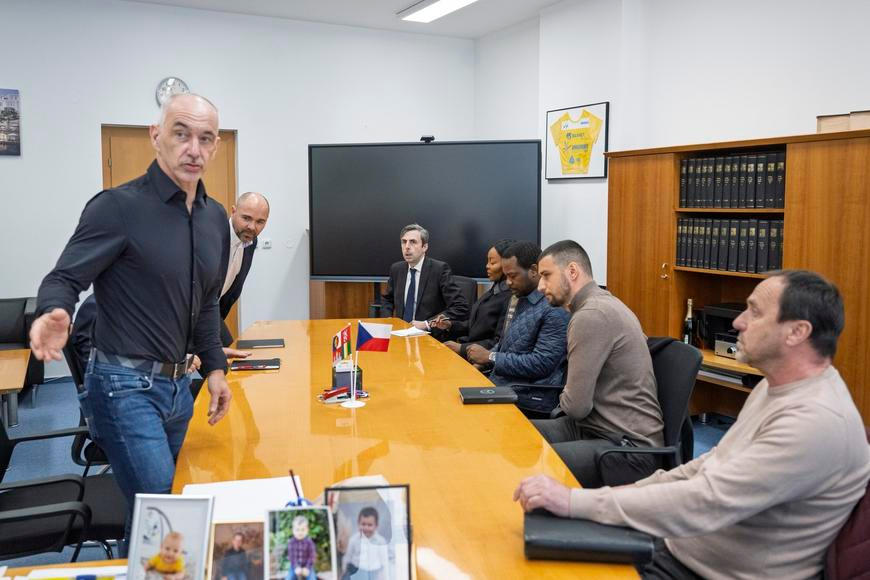 Krize v Budějovicích. Nigerijská majitelka prodej odmítá, klub přijde o stadion