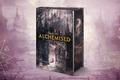 Fantasy román pro dospělé Alchemised zkoumá otázky paměti, identity a morálky v extrémních podmínkách. Čtenářům nabízí příběh plný těžkých rozhodnutí bez jednoznačně správných odpovědí.