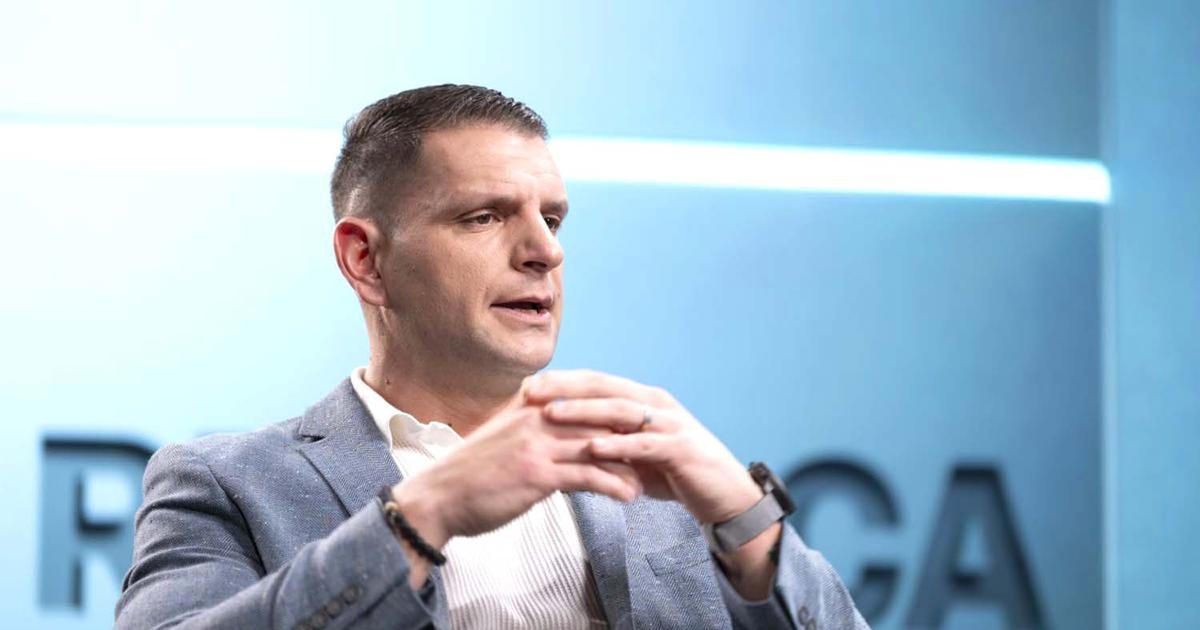 Otřes ve Slovinsku. Chceme referendum o členství v NATO, oznámil šéf parlamentu