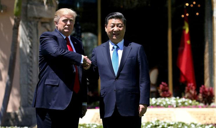 Americký prezident Donald Trump a čínský prezident Si Ťin-pching.