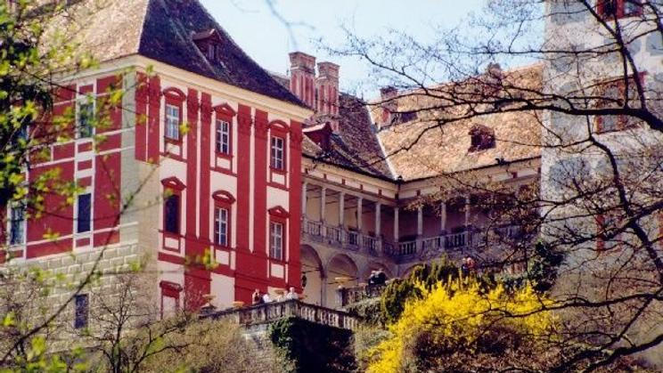 Rodina Colloredo-Mansfeldů se v minulosti neúspěšně soudila o zámek Opočno (na snímku) na Rychnovsku.