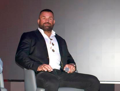 Karlos Vémola