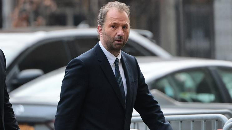 Michael Rapino, prezident a generální ředitel společnosti Live Nation Entertainment Inc. se 19. března 2026 dostavil k federálnímu soudu v New Yorku, kde se řešila kauza porušení antimonopolních zákonů. 