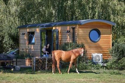 Kvalita prostoru nezávisí na jeho velikosti, ale na promyšlenosti, vztahu k materiálu a místu. A právě v tom spočívá jeho síla.
