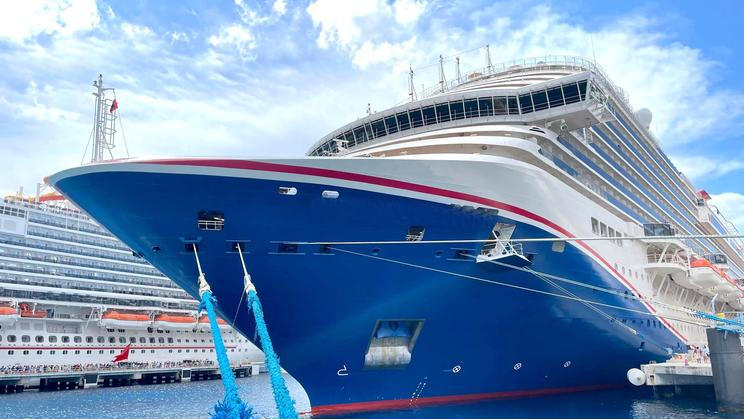 Výletní loď Carnival Horizon se pro Annu stala osudnou.