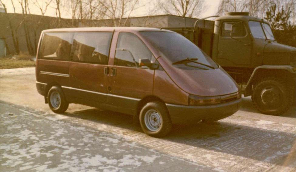 BAZ MNA 1000 byl nejmodernějším ze zamýšlených nástupců Škody 1203.