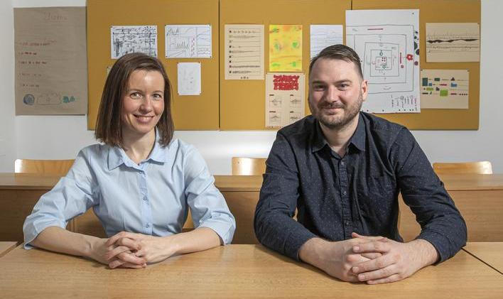 U zkoušek na SŠ se rozhodně nerozhoduje o tom, jaký bude zbytek vašeho života, shodují se lektorka Štěpánka Tkáčová a zástupce ředitele gymnázia School for Future Martin Konečný. 