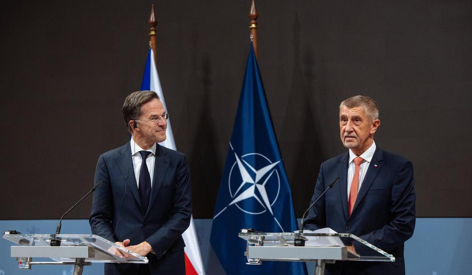 Premiér Andrej Babiš a generální tajemník NATO Mark Rutte