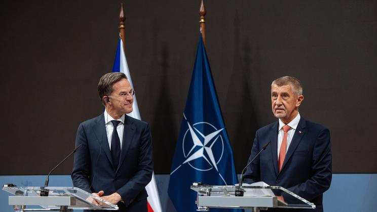 Premiér Andrej Babiš a generální tajemník NATO Mark Rutte
