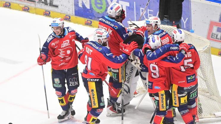 hráči HC Dynamo Pardubice, hokejisté, sportovci, radost