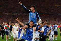 Fotbalisté San Sebastianu slaví triumf ve Španělském poháru.