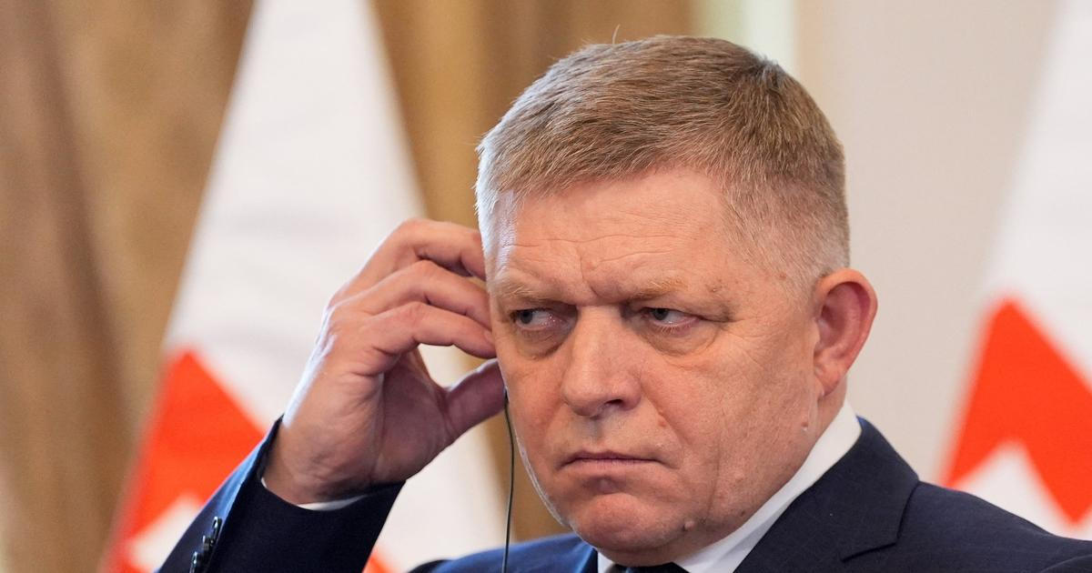 Fico musí letět oklikou na oslavy do Moskvy. Pobaltské země mu staví hráz