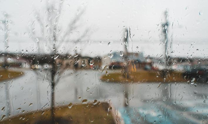 Ranní teploty se na začátku týdne udrží slabě nad bodem mrazu, ve středu v místech s vyjasněním a uklidněním větru klesnou na minus čtyři stupně. (Ilustrační foto)