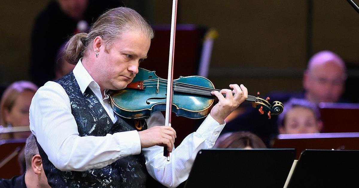 Houslista Šporcl vzdá v novém projektu poctu Freddiemu Mercurymu