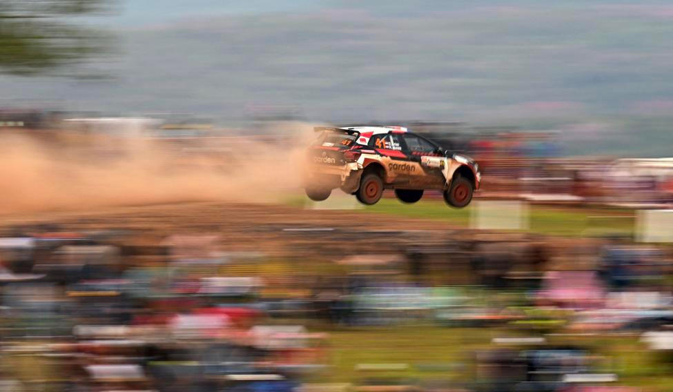 Vůz Didiera Ariase a Hectora Núněze při loňské Rally Paraguay