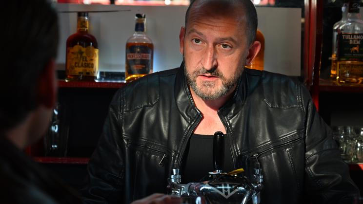Český krimi thriller Říkají mi Lars natočil režisér Jaroslav Fuit podle scénáře Iva Trajkova a knižní předlohy Daniela Grise. Hlavní roli Larse si zahrál Martin Hofmann.