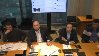 Hlavním adresátem Volnovova projevu se stal vedoucí odboru bezpilotních systémů a robotiky Ministerstva průmyslu a obchodu Ruské federace Alexej Serdjuk.